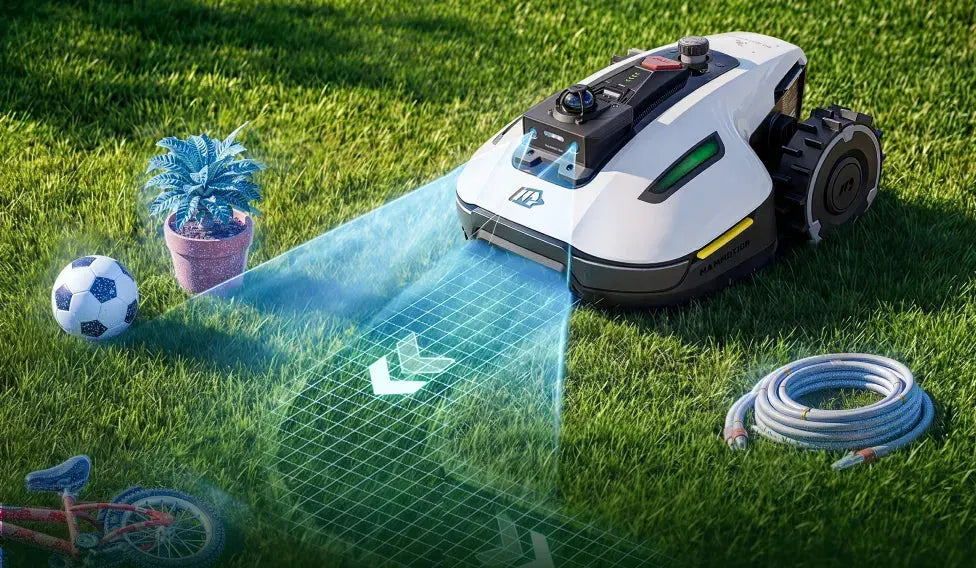 アユマン② YUKA mini 2 1000 Robot Lawn Mower | Mammotion